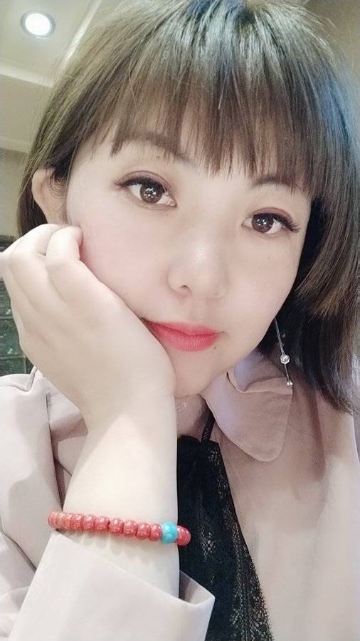 20号 自拍照