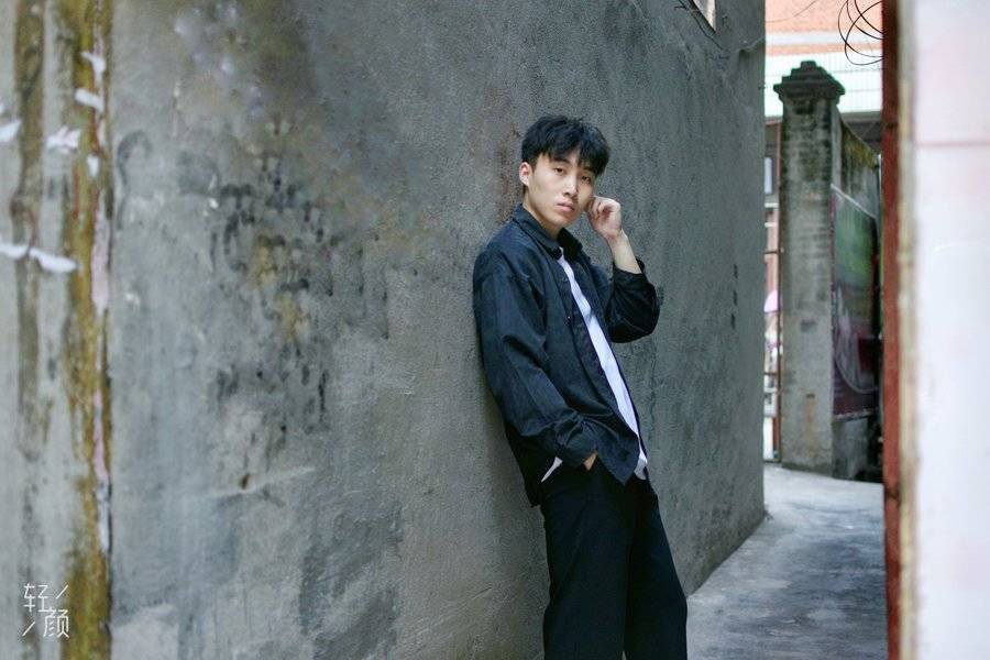 西南交通大学希望学院校花校草大赛-微投票